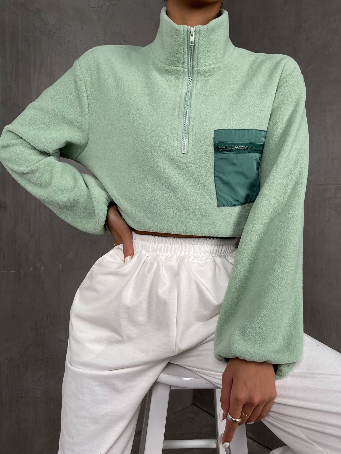 Color Block Quarter Zip Lantern Sleeve Pullover