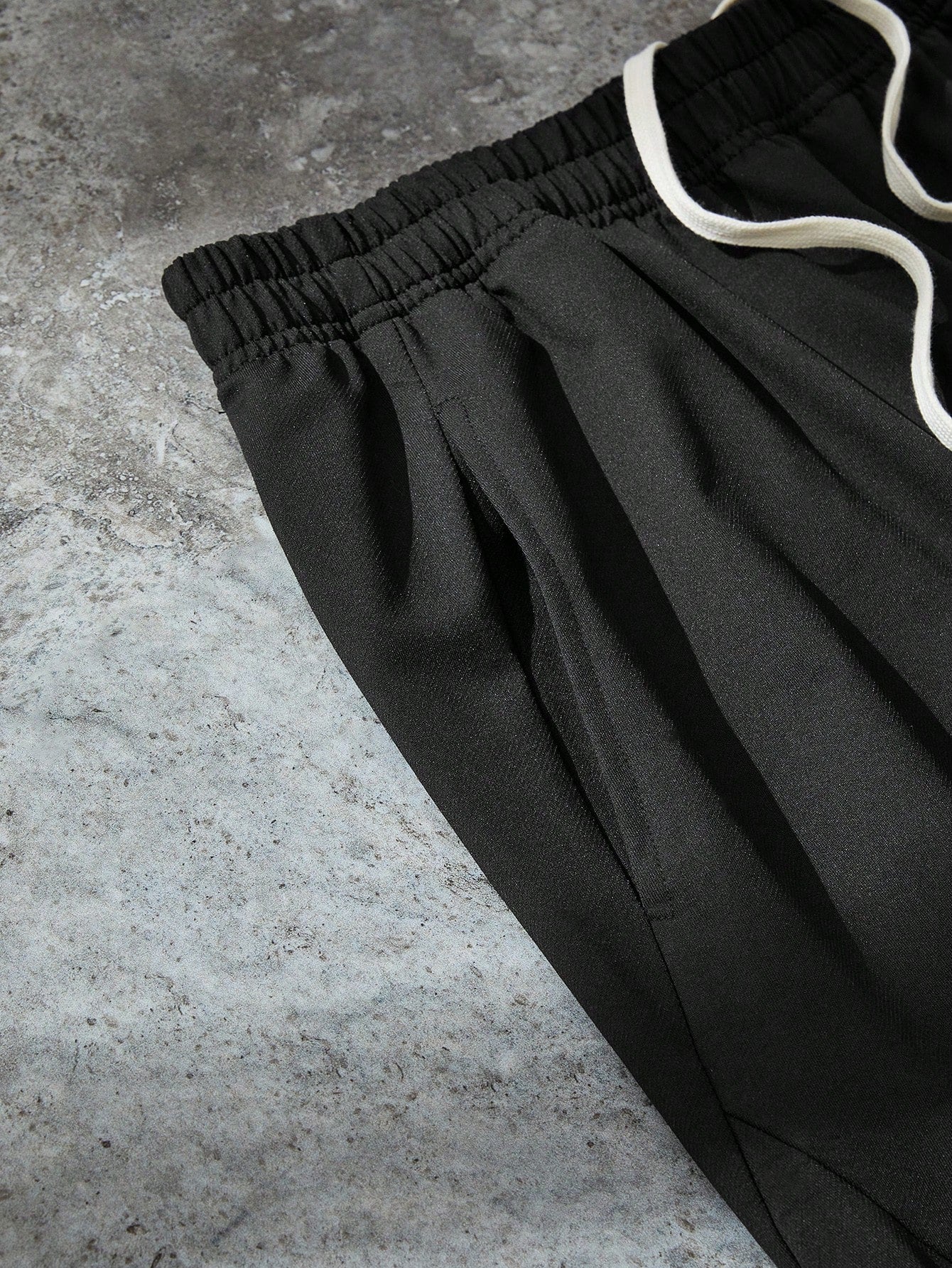 Men's Letter Print Drawstring Waist Cuffed Sweatpants