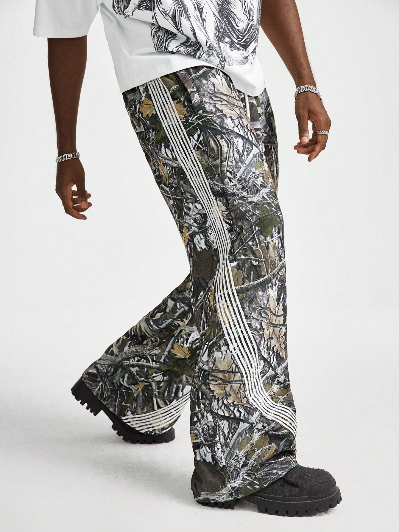 Men's Loose Fit Digital Print Woven Long Pants